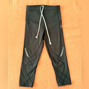 CW-X Stabilyx 3/4 Compression Tights - EUC